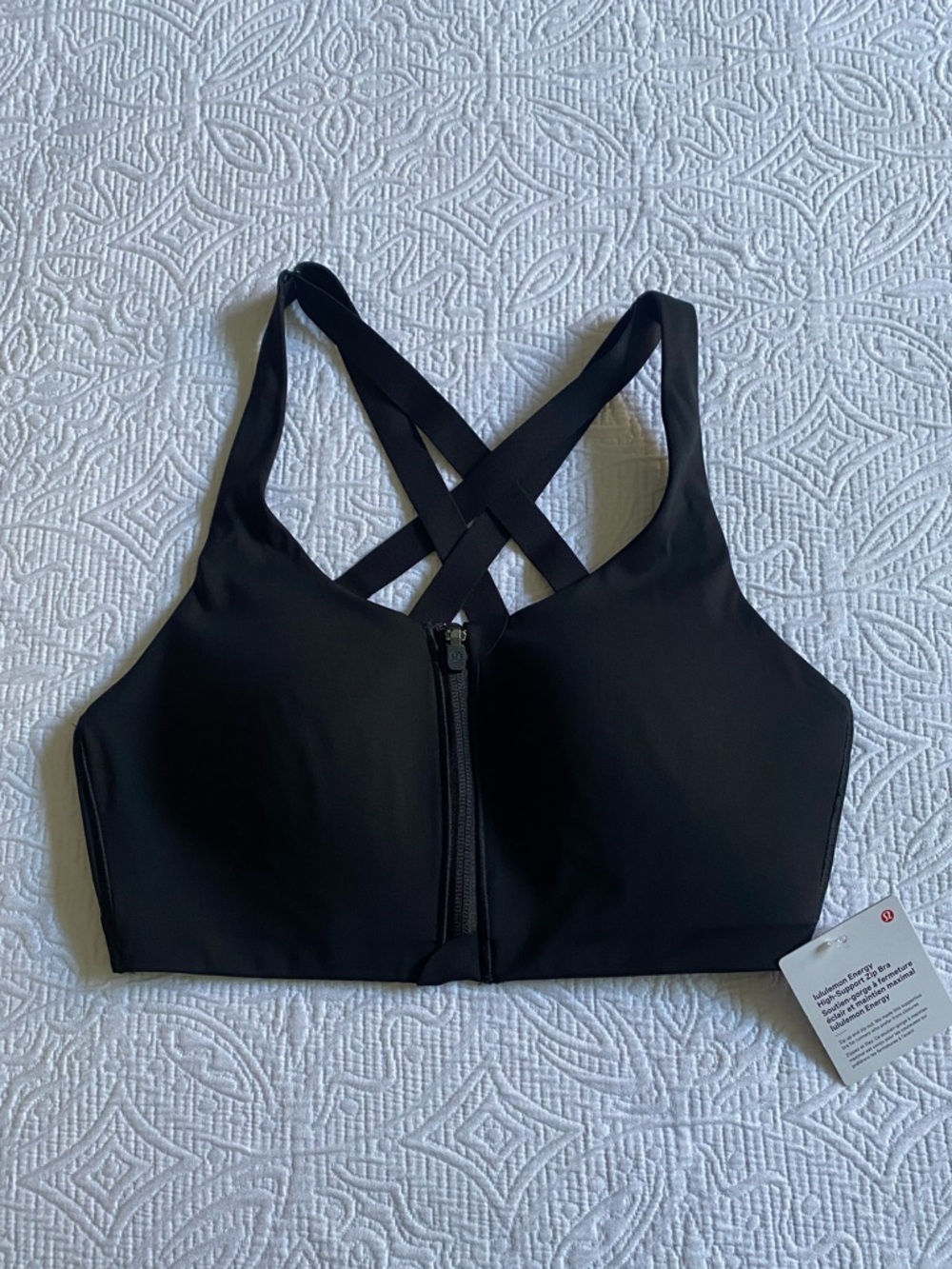 NWT - lululemon athletica Black Front-Zip Crisscross Sports Bra